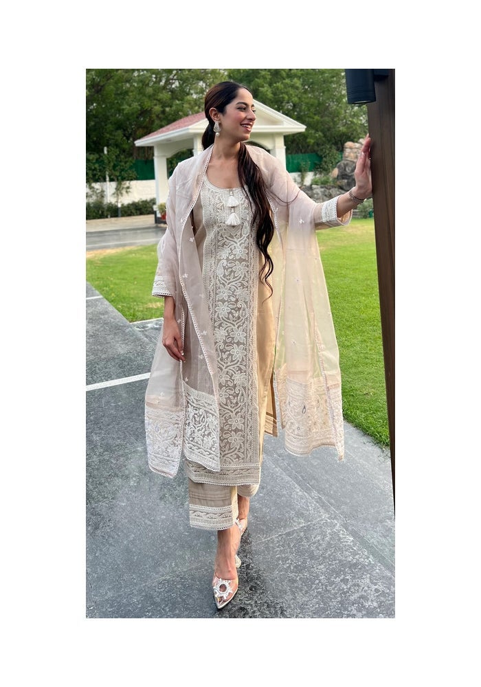 Malishka Export Beige Chanderi Embroidery Kurta Pant With Dupatta for Women - Image 4